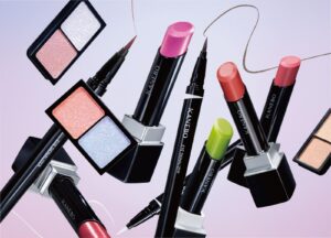 カネボウ夏コスメ”ユニコーン色”の美容液ルージュ＆”アップルグリーン”のスクラブリップ